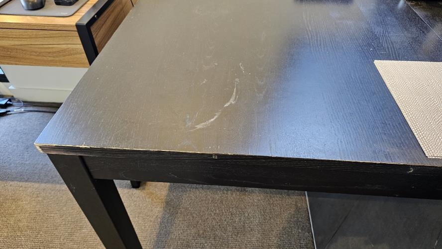 Second-hand Dining Table with 4 Chairs - Photo 8)