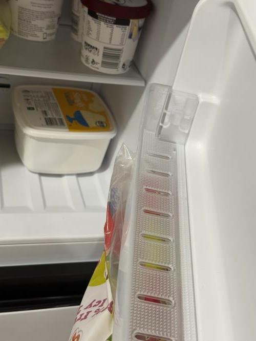 Second-hand Hisense 205L Top Mount Fridge - Photo 8)