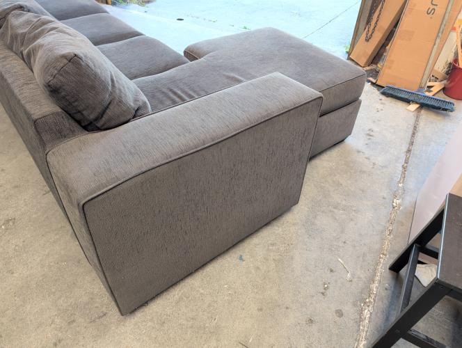 Second-hand 4 Seater L-Shape Sofa - Photo 8)