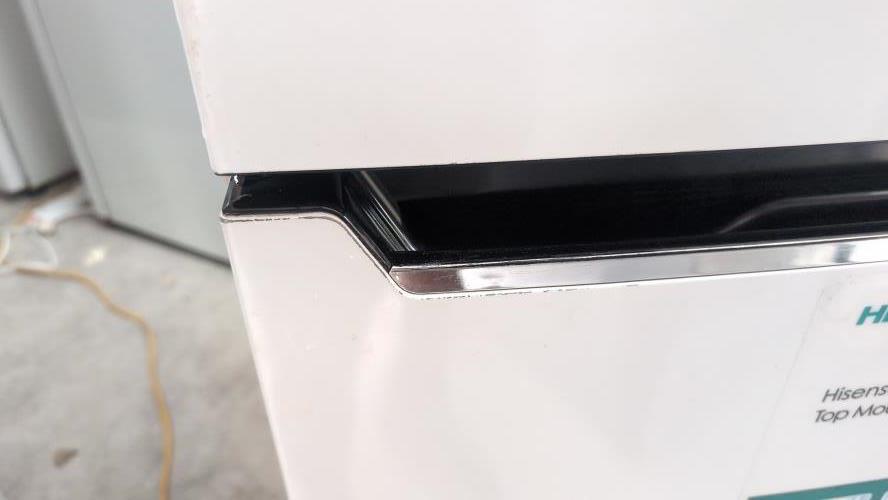 Second-hand Hisense 230L Top Mount Fridge - Photo 8)