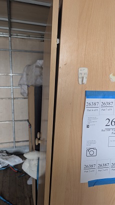 Second-hand Wardrobe - Photo 9)