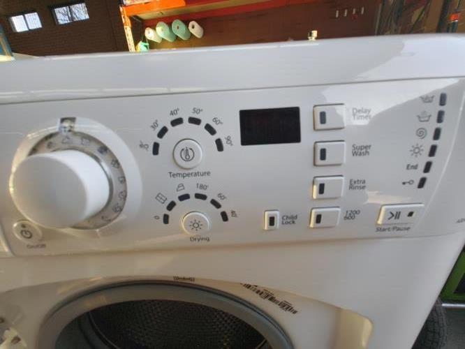 Second-hand Ariston 7.5kg / 4.5kg Washer-Dryer Combo - Photo 9)