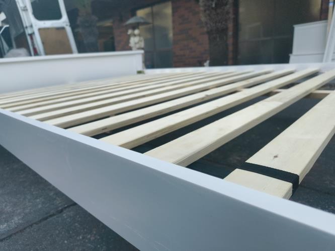 Second-hand Queen Size Bed Frame - Photo 9)