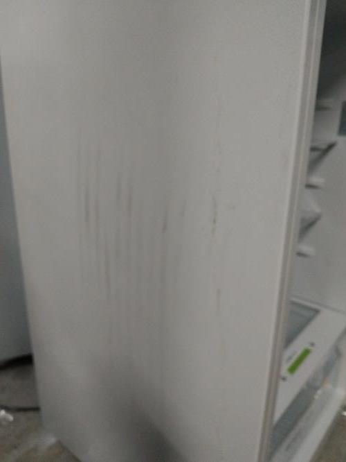Second-hand Chiq 202L Top Mount Fridge - Photo 9)