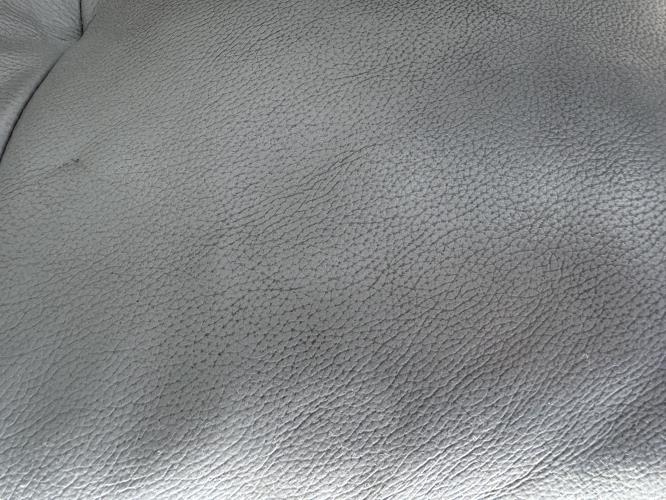 Second-hand Sofa - Photo 9)