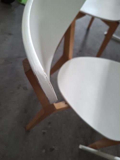 Second-hand IKEA Dining Table with 4 Chairs - Photo 9)