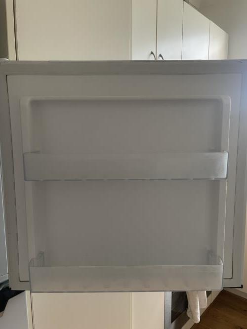 Second-hand Chiq 216L Top Mount Fridge - Photo 9)