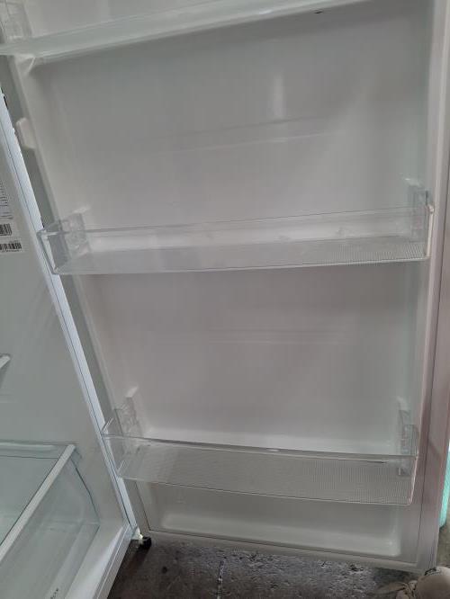 Second-hand  - Photo 9)