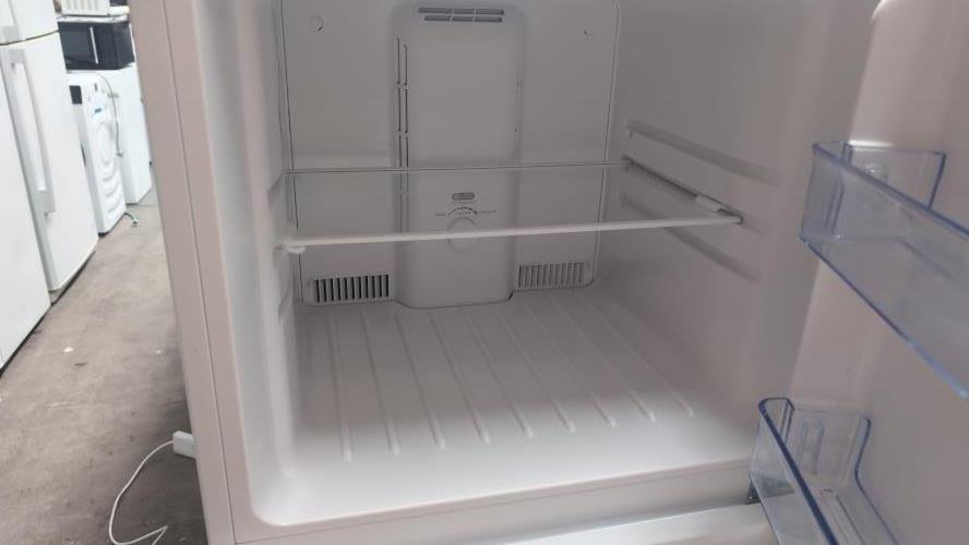 Second-hand Euromaid 311L Top Mount Fridge - Photo 9)