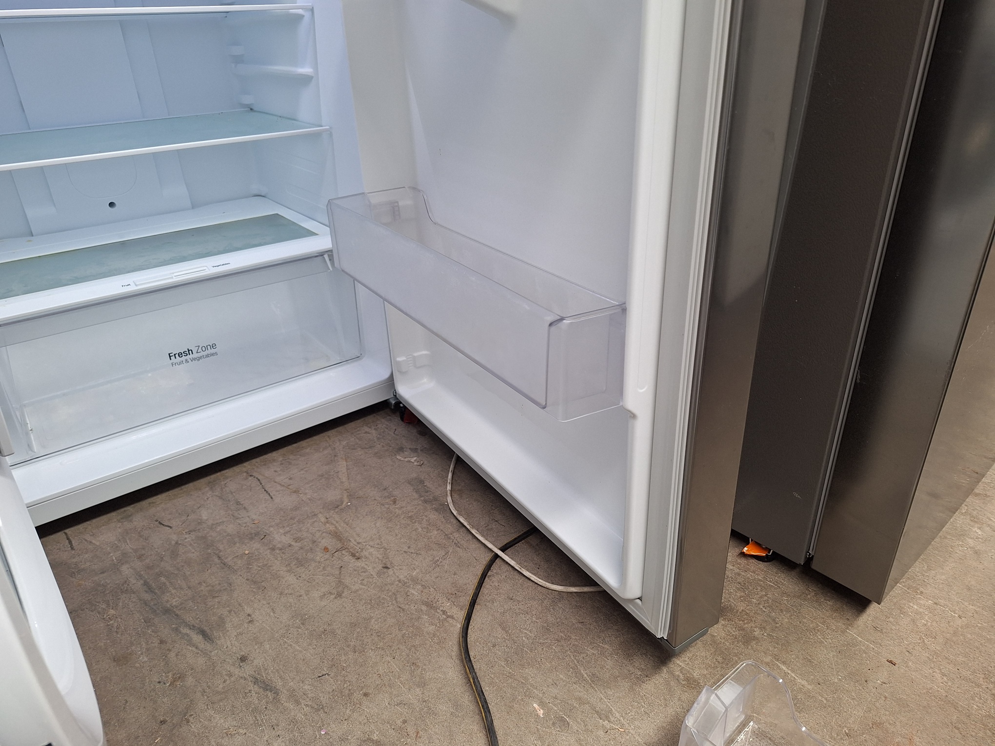 Second-hand LG 410L Top Mount Fridge - Photo 9)
