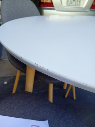 Second-hand Dining Table with 4 Chairs - Photo 9)