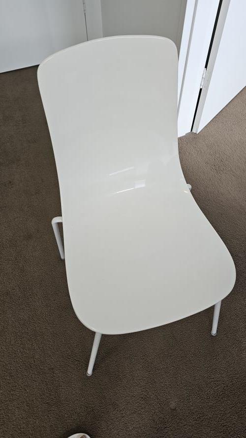 Second-hand Dining Table with 2 Chairs - Photo 9)