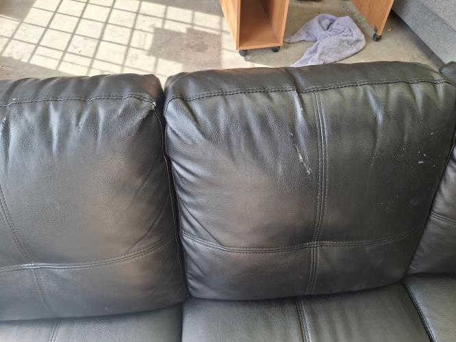 Second-hand Three Seater Sofa - Photo 9)