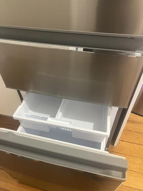 Second-hand Mitsubishi 370L Bottom Mount Fridge - Photo 9)