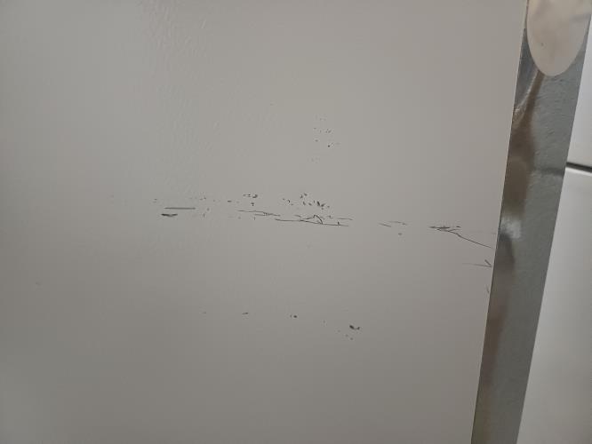 Second-hand Westinghouse 370L Bottom Mount Fridge - Photo 9)