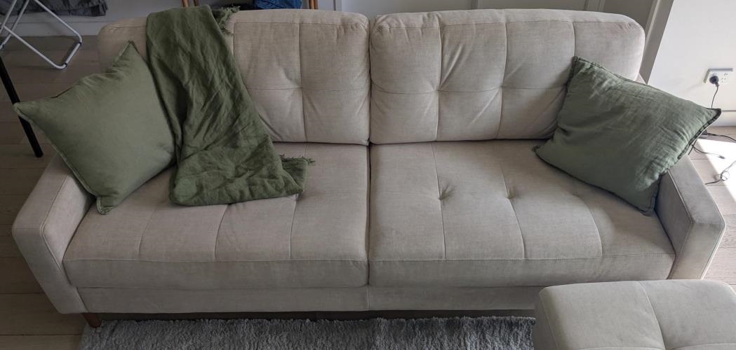Second-hand Sofa with Matching Ottoman - Photo 9)
