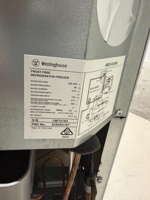 Second-hand Westinghouse 317L Bottom Mount Fridge - Photo 9)