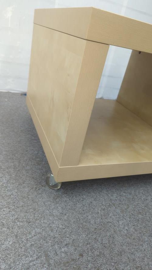 Second-hand IKEA Side Table on Castors - Photo 4)