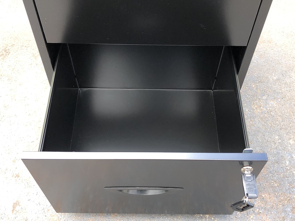 Lockable 2 Drawer Filing Cabinet - Photo 5)