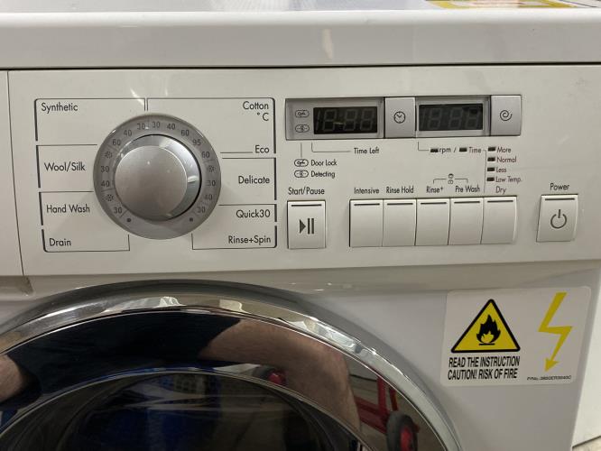 Second-hand LG 7kg / 4kg Washer-Dryer Combo - Photo 3)