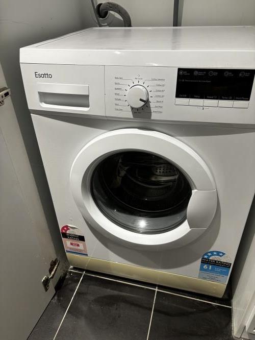 Second-hand Esatto 6kg Front Load Washing Machine