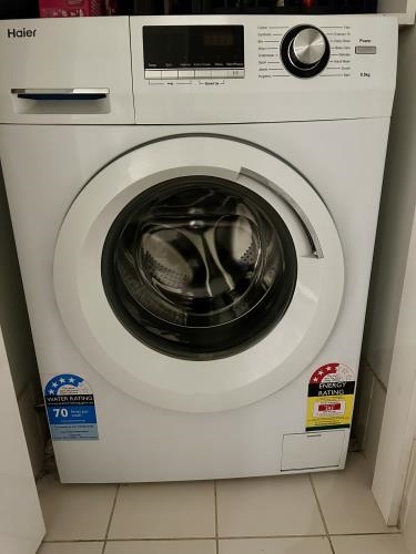 Second-hand Haier 8.5kg Front Load Washing Machine